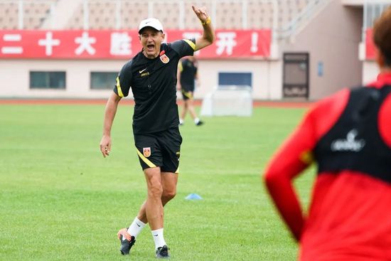 丰满秘书3伦理