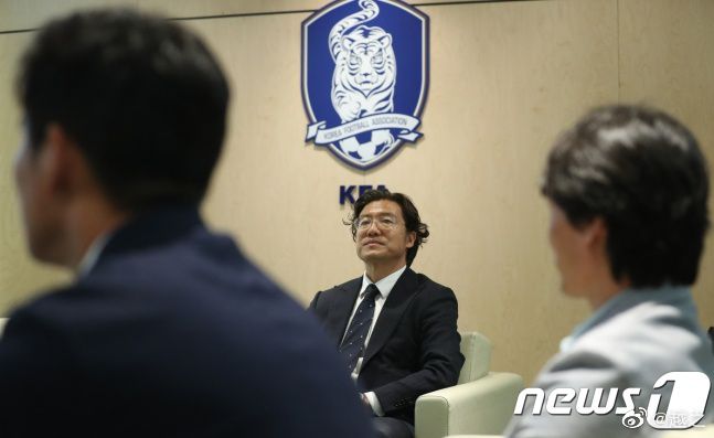 欧美顶级艳妇交换群宴