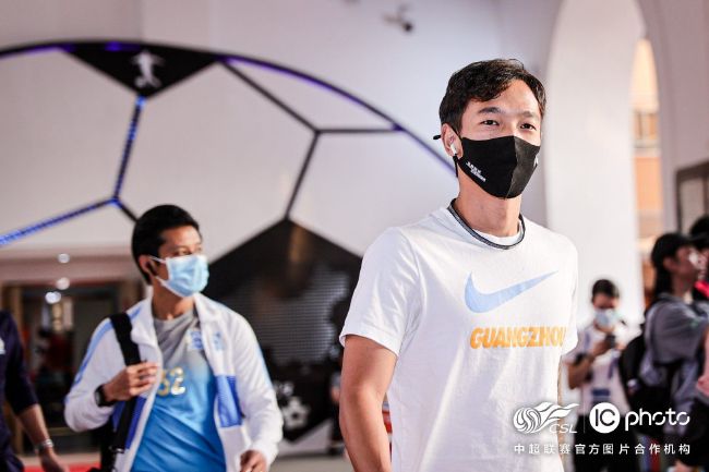 学生的母亲第一个性爱日